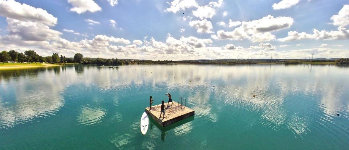 Hotel Am Hardtsee Ubstadt-Weiher Exteriör bild